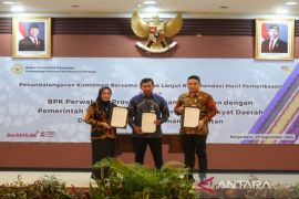 Ketua DPRD Kotabaru teken komitmen bersama BPK