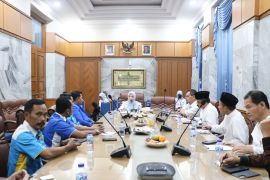 Bupati Serang ajak KNPI kolaborasi atasi sampah