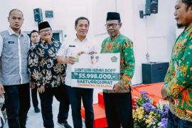 Pemkab Karawang gelontorkan hibah bantuan anggaran Rp15 miliar untuk DTA