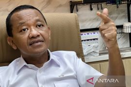 Produksi Freeport setop 3 pekan, Bahlil: Fokus cari 5 korban longsor