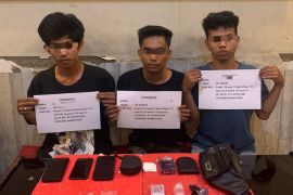 Polresta Jambi tangkap tiga pengedar sabu dan ekstasi