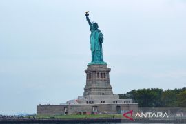 Patung Liberty dan obor harapan kemerdekaan Palestina