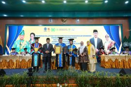 UMSU dan Muhammadiyah anugerahi gelar kehormatan kepada Raja Muda Perlis