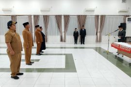 Empat PNS Pemkot Pematangsiantar promosi jabatan, tiga ikuti pelantikan