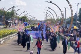 Lebih dari 1.000 peserta meriahkan Pawai Taaruf di Kotim