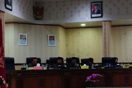 DPRD Agam minta Pemkab prioritaskan program bantu masyarakat
