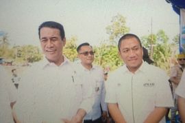 Mentan serahkan bantuan pupuk ke Pemkab Luwu Timur