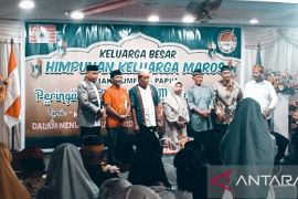 Wabup Jimmy di acara maulid Hikmas sebut Biak layak jadi embarkasi Haji