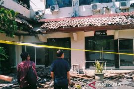 Pasca-kebakaran, Gedung DPRD NTB mulai direnovasi