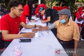 Cek kesehatan peringatan Hari Jantung Sedunia