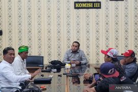 DPRD Situbondo evaluasi rekomendasi tempat usaha diprotes warga