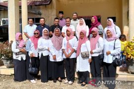 Tenaga honorer terdaftar di BKN adukan nasib ke DPRD Palas