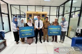 Nasabah Bank Kalsel KC Paringin dapat hadiah undian Simpeda nasional