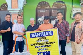 Dua desa di Kecamatan Kampar kiri Hilir dapat bantuan dari PT NSR