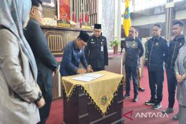 DPRD Kotabaru sampaikan Raperda pengelolaan sumber daya air