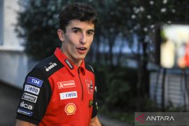 Marquez juga tak menganggap Rossi sebagai rivalnya
