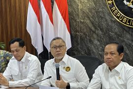 Zulhas: Udang tercemar radioaktif tak menyebar ke rantai pasok RI