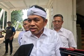 Gubernur Jabar evaluasi vendor MBG usai kasus keracunan massal