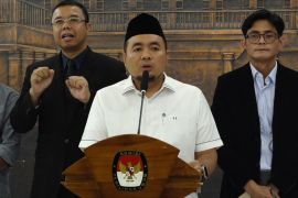 Aturan rahasiakan dokumen capres bikin riuh, KPU minta maaf