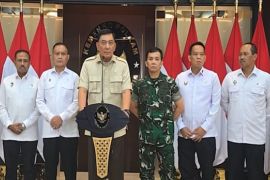 Sjafrie jabat Menhan dan Menko Polkam ad interim, tegaskan koordinasi