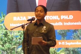 Menhut sebut perhutanan sosial jaga keseimbangan ekonomi dan ekologi