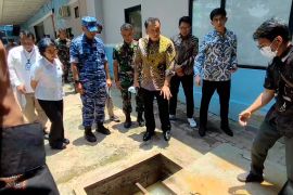 Wamen LH inspeksi pengelolaan sampah SPPG Lanud Husein Satranegara