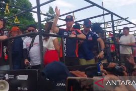 Parade pembalap MotoGP di Mataram meriah