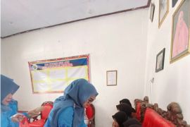 Perisai PT Pelni Bima menebar kebahagiaan di Panti Asuhan