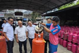 Pertamina Patra Niaga uji coba Seal Cap untuk LPG 50 kg di Bandung Raya