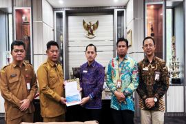 Ombudsman  Kalsel-Pemkab HST perkuat kualitas pelayanan publik