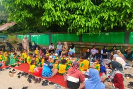 Perpustakaan Pandawa Kalampangan tingkatkan literasi anak lewat Kelas Dongeng