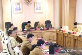 Desa di Bekasi dituntut adaptif hadapi tantangan digital