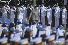 Prabowo bernyanyi saat Fadli Zon hingga Panglima bawakan lagu nasional