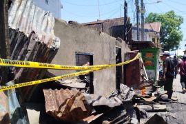 Dua rumah ludes terbakar di Panambungan Makassar