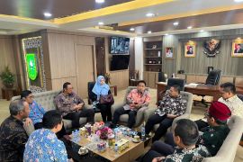 Silaturahim ke Gubernur, Ombudsman RI minta komitmen Pemprov Riau selesaikan laporan masyarakat
