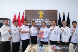 Kanwil Kemenkum Babel serahkan SK PPPK Tahun Anggaran 2024