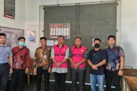 Kejari Singkawang Kalbar kembali tahan dua pejabat eselon II korupsi HPL