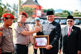 Sembilan personel Polda dapat penghargaan dari Gubernur Sumbar usai ungkap narkoba