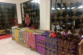 Swiss Belcourt Lombok promosikan kerajinan tenun
