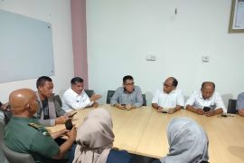 Pemkab Agam tangung biaya berobat korban keracunan makanan