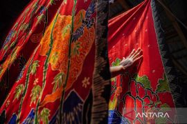 Sejarah Hari Batik Nasional 2 Oktober dan tema perayaan di tahun 2025