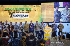 Berkat inovasi 5G in The Box Telkomsel raih penghargaan Kemenperin