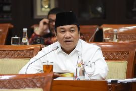 Anggota DPR: SPBU swasta perlu pahami arah kebijakan energi pemerintah