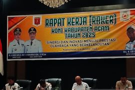 KONI Agam minta Cabor aktif lakukan pembinaan lahirkan atlet prestasi