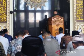 Bupati Bangka Tengah ajak masyarakat jaga kerukunan lewat Safari Jumat