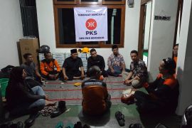 PKS Jatim dirikan posko bantuan di sekitar Ponpes Al Khoziny