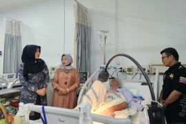 Evakuasi santri Al Khoziny, Senator Lia ungkap kisah haru Haikal hingga korban meninggal mati syahid