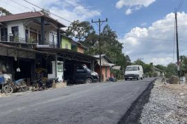 Masyarakat  KPK, Sambas rasakan mimpi jadi kenyataan setelah jalan 1,4 KM di aspal