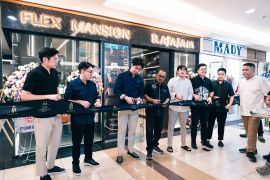 Raja Jam dan Flex Mansion bidik pasar di Surabaya