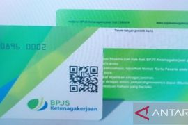 Disnaker Biak sebut badan usaha wajib daftar pekerja perlindungan jaminan sosial